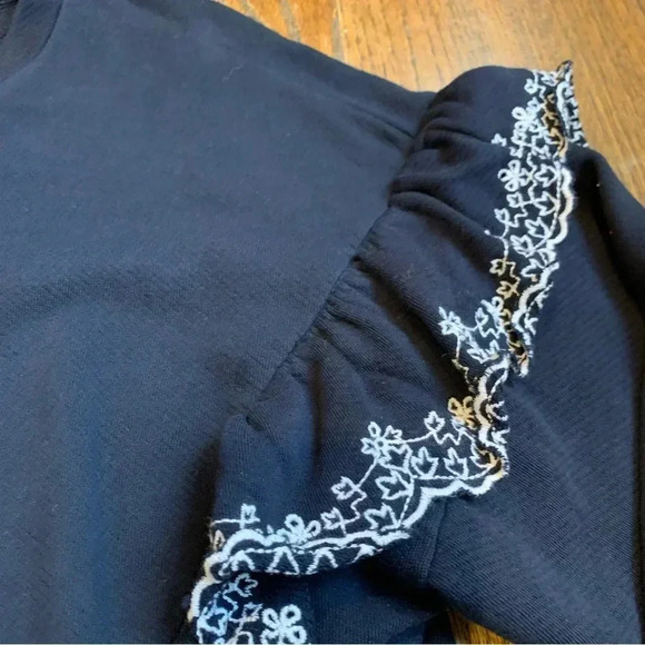 LOFT XL Navy Embroidered Ruffle Top Sweatshirt Feminine - Picture 3 of 9